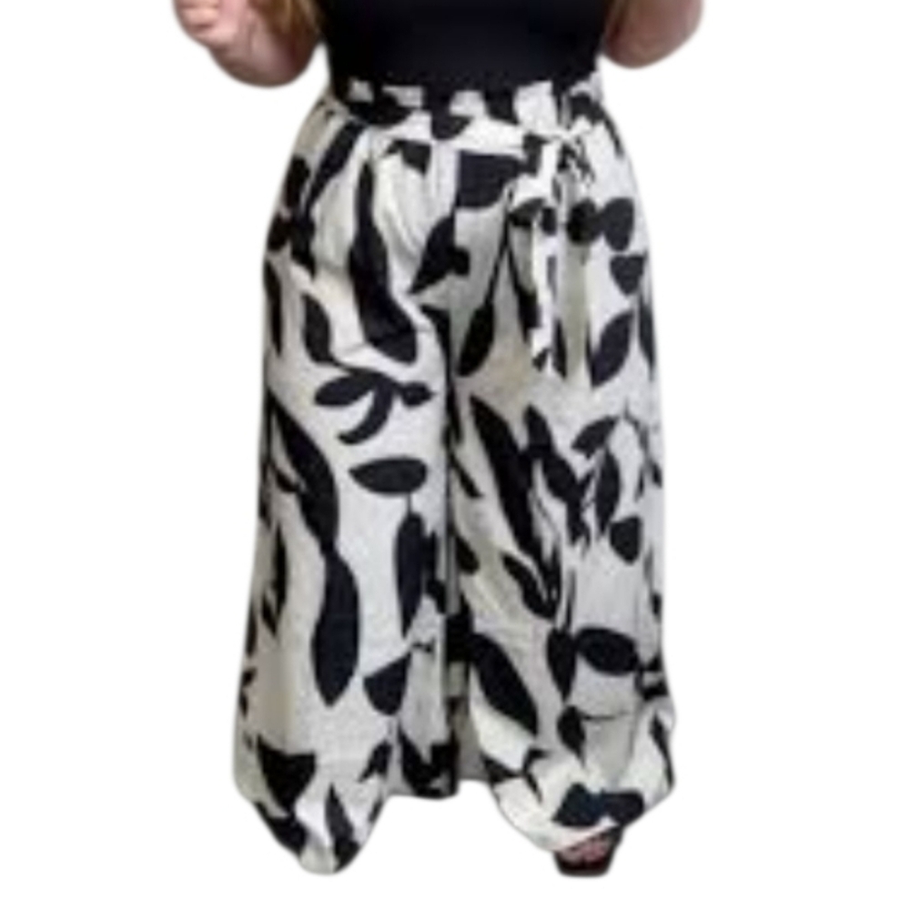 CURVZY plus size pull on White Black floral wide leg pants 3xl
